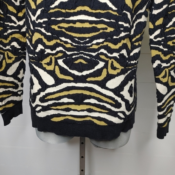ABSTRACT Textured Tiger Print Sweater Size M - Picture 8 of 11